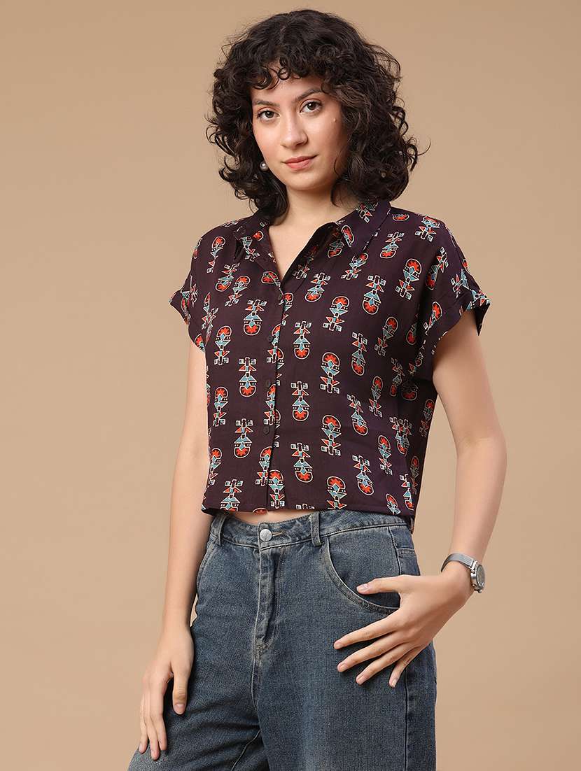 women printed short sleeves shirt style top - 22337474 -  Standard Image - 3