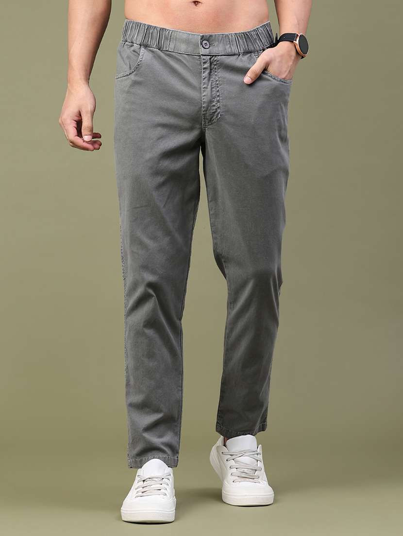 men solid mid rise chinos casual trouser