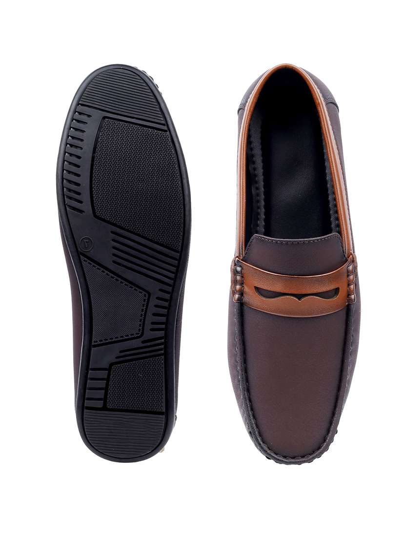 men solid slip on loafer - 22337707 -  Standard Image - 5