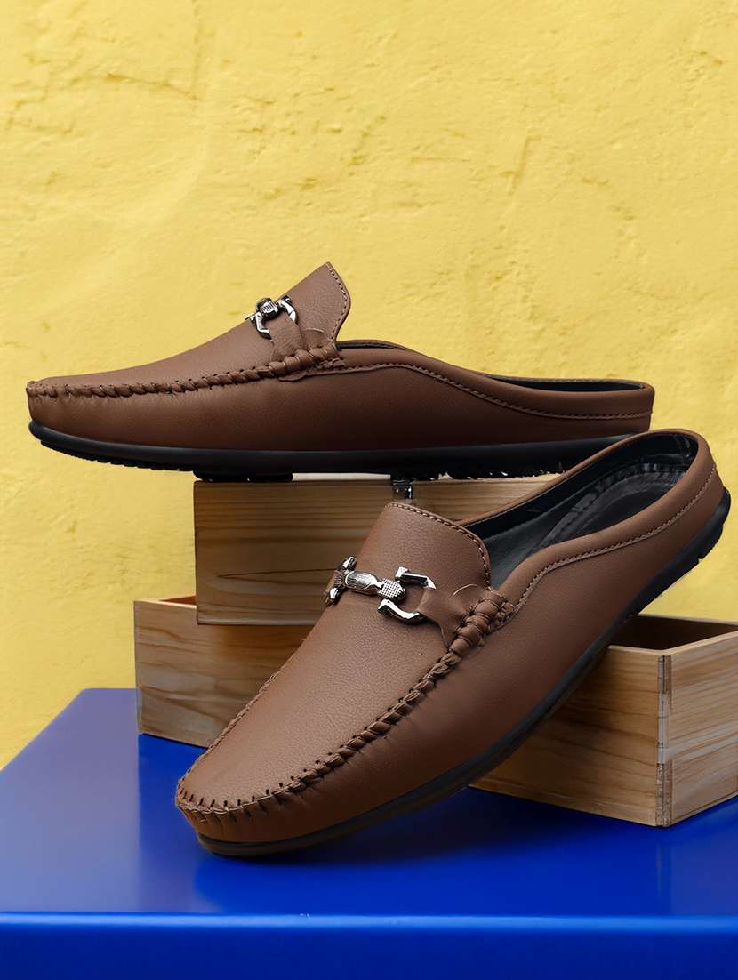 men solid slip on horsebit loafer