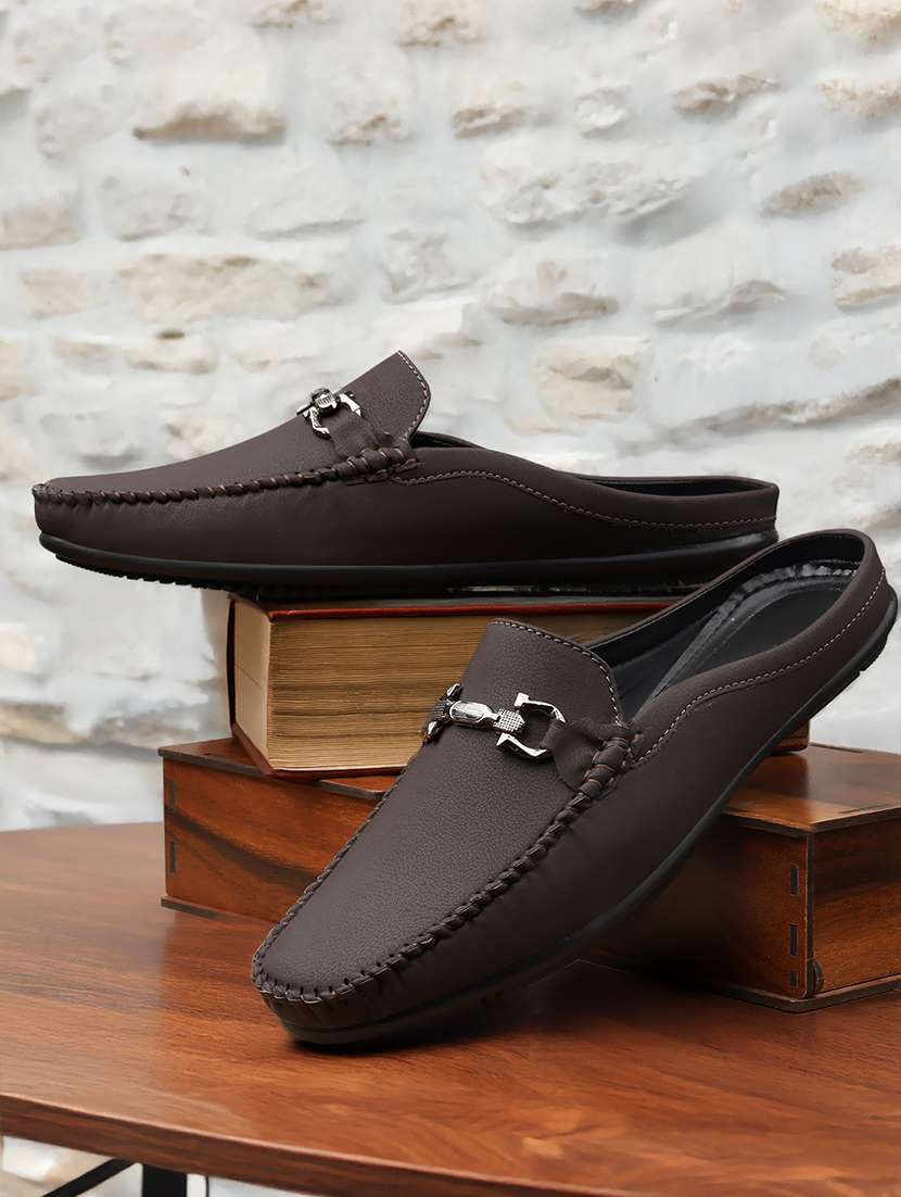 men solid slip on horsebit loafer