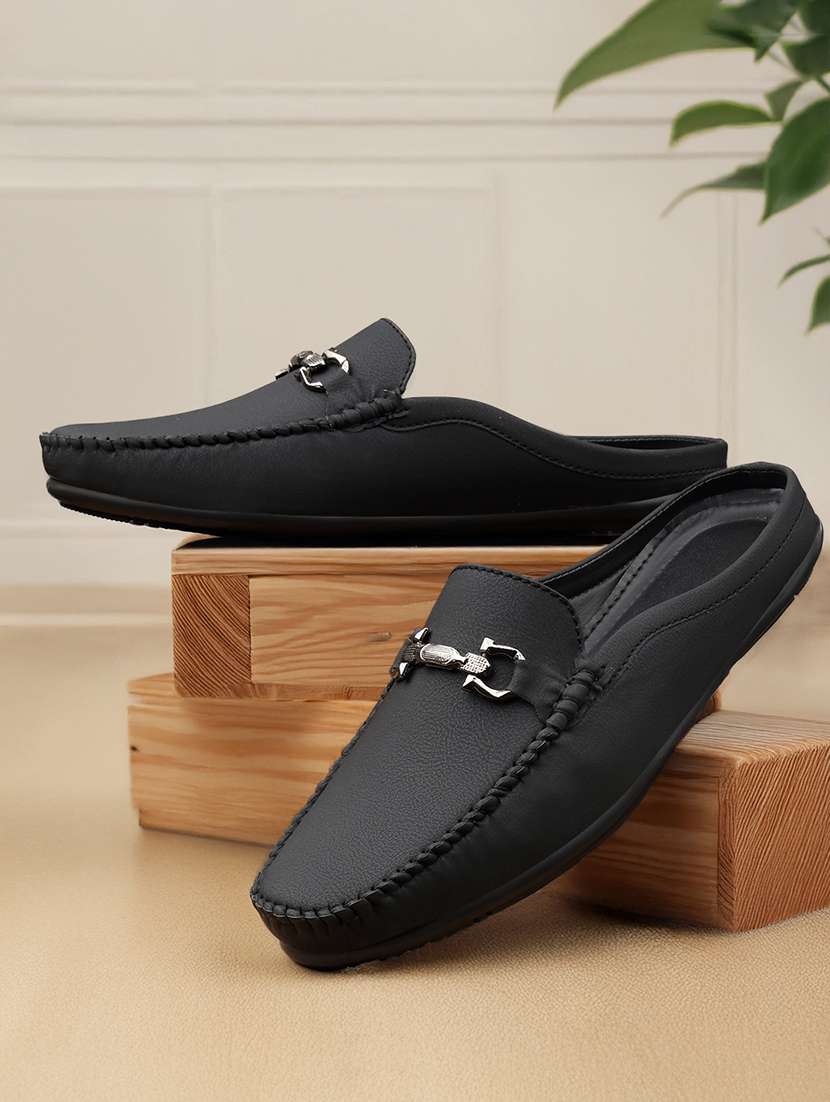 men solid slip on horsebit loafer