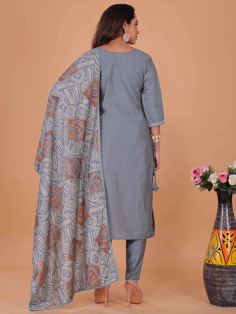 women solid three quarter sleeve kurta pant with dupatta set - 22338071 -  Standard Image - 3