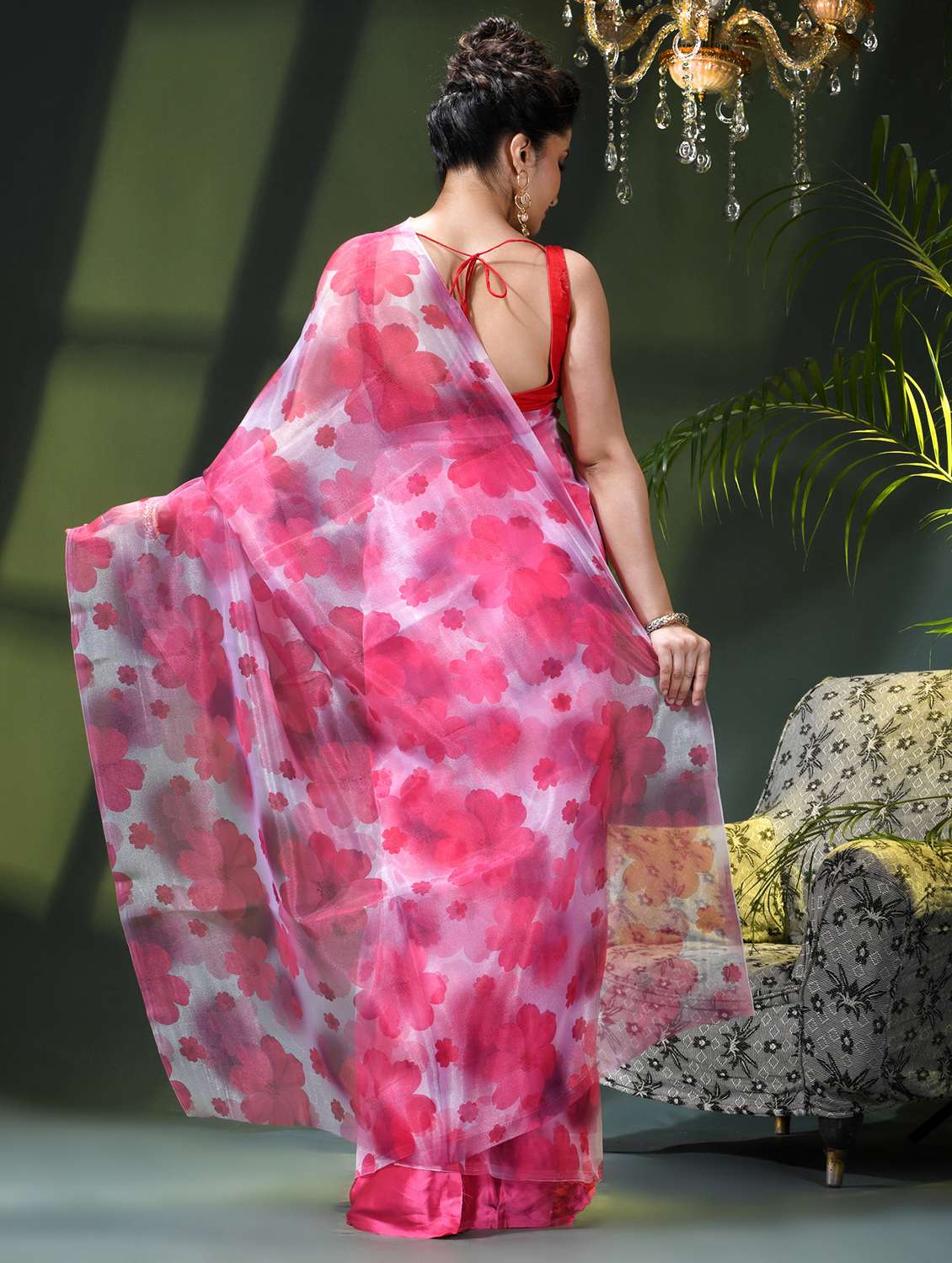 women floral printed saree - 22338201 -  Standard Image - 3