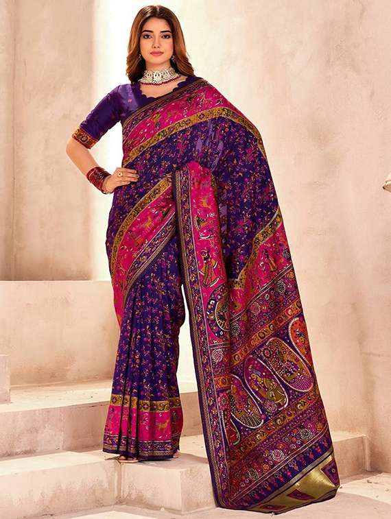 women printed casual wear saree with blouse