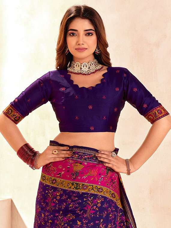 women printed casual wear saree with blouse - 22338425 -  Standard Image - 5