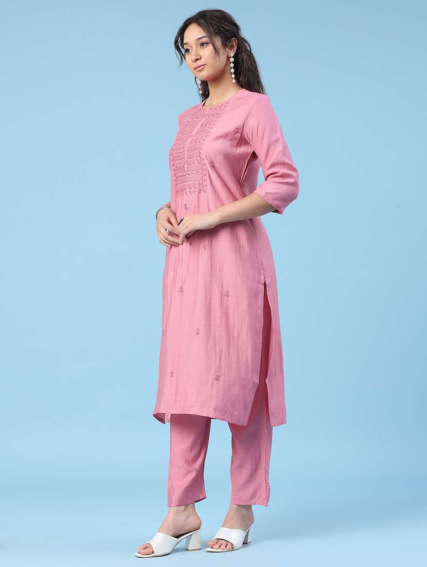 women embroidered three quarter sleeve kurta pant with dupatta set - 22338440 -  Standard Image - 3
