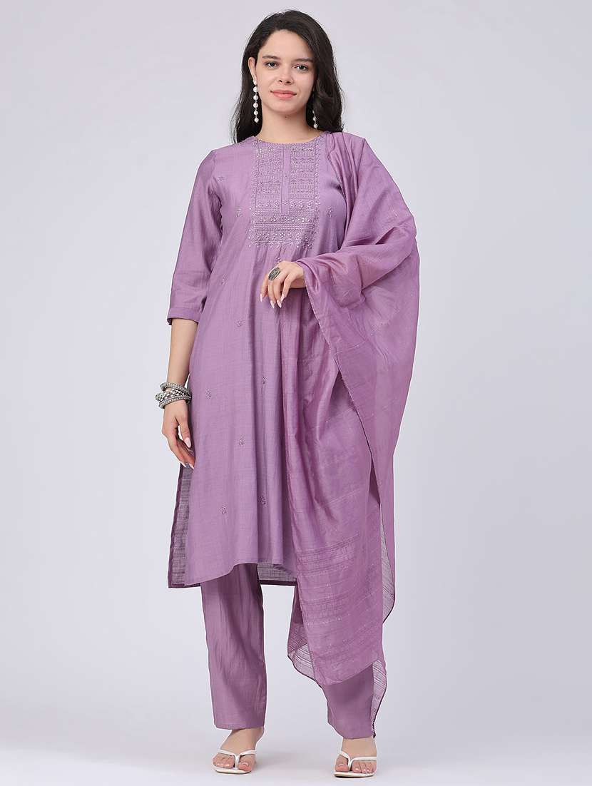 women embroidered three quarter sleeves kurta pant set with dupatta