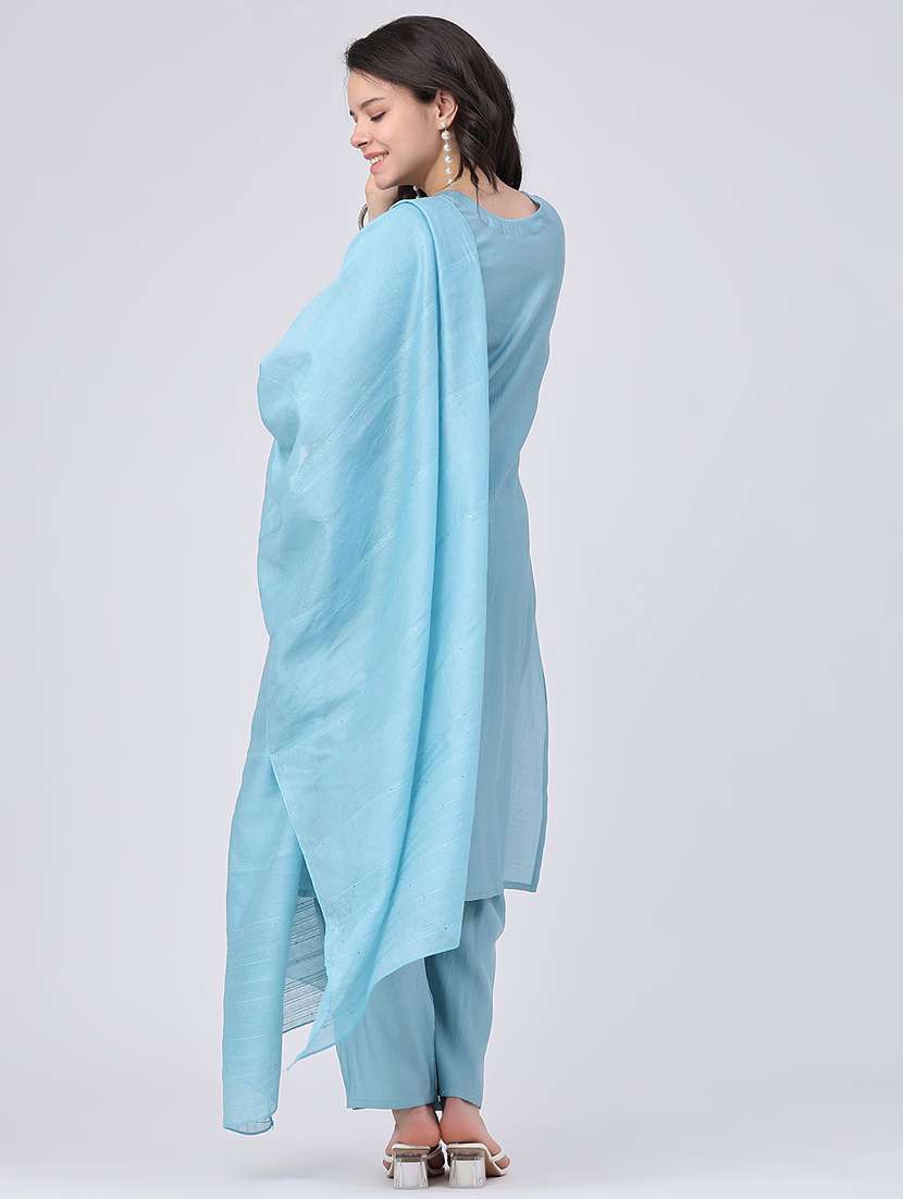 women embroidered three quarter sleeves kurta pant set with dupatta - 22338444 -  Standard Image - 3