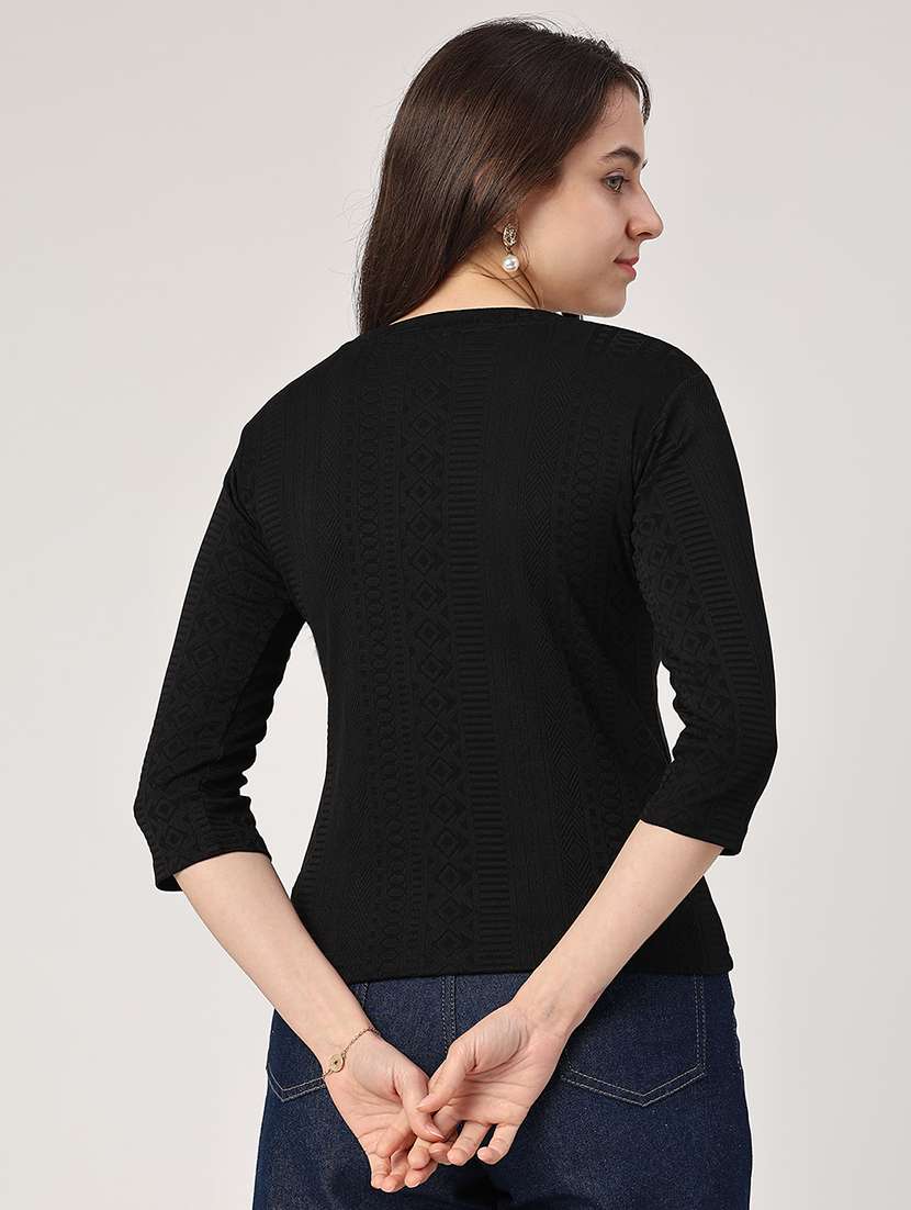 Men Solid Round Neck T-shirt - 22338851 -  Standard Image - 3