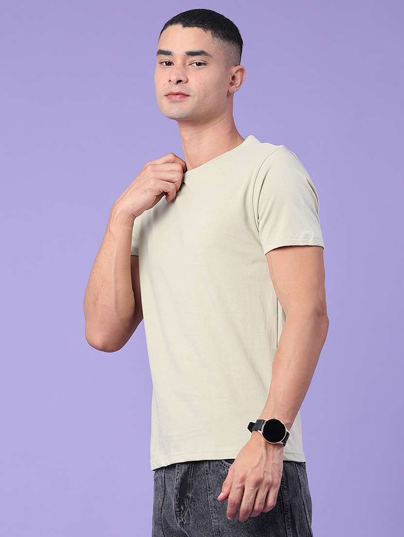 Men Solid Round Neck Regular Fit T-shirt - 22338862 -  Standard Image - 3