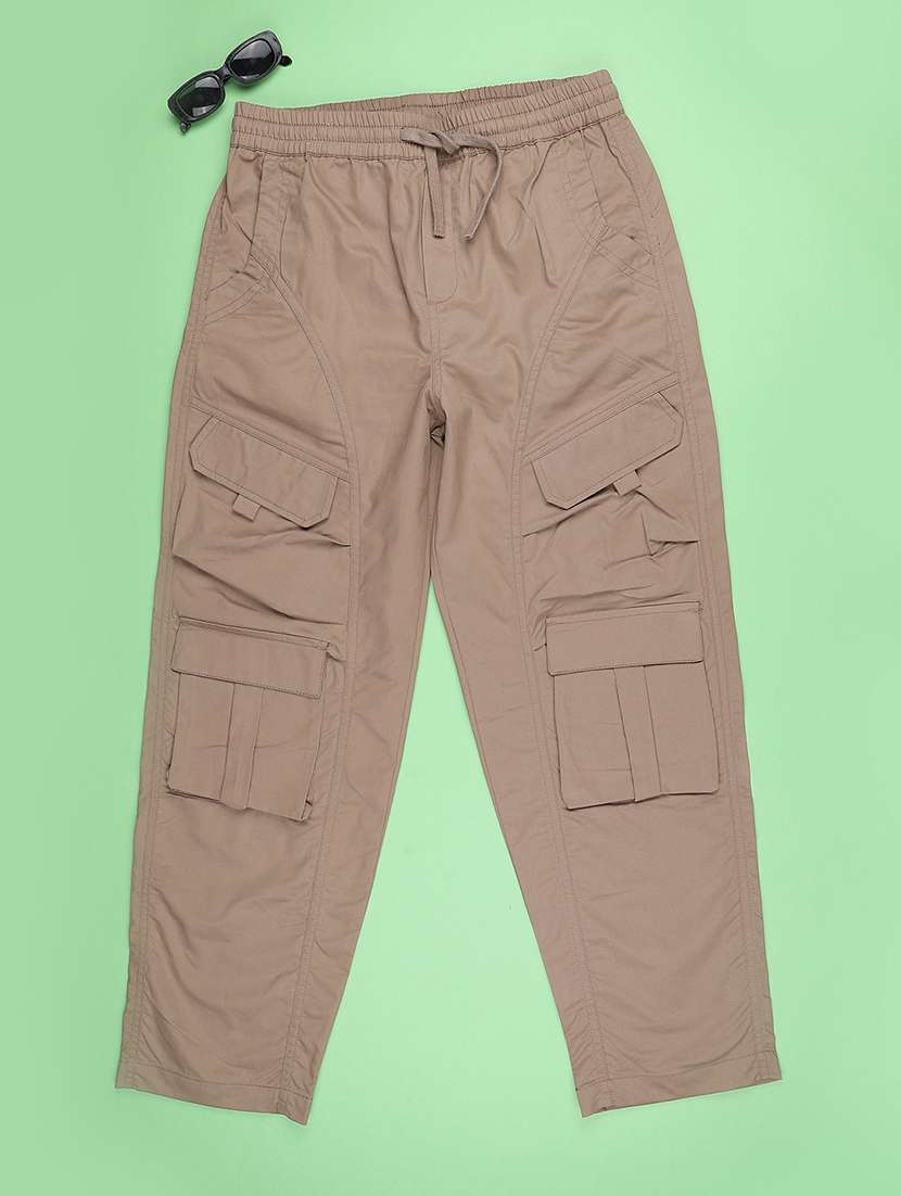 boys solid mid rise regular fit cargo pant