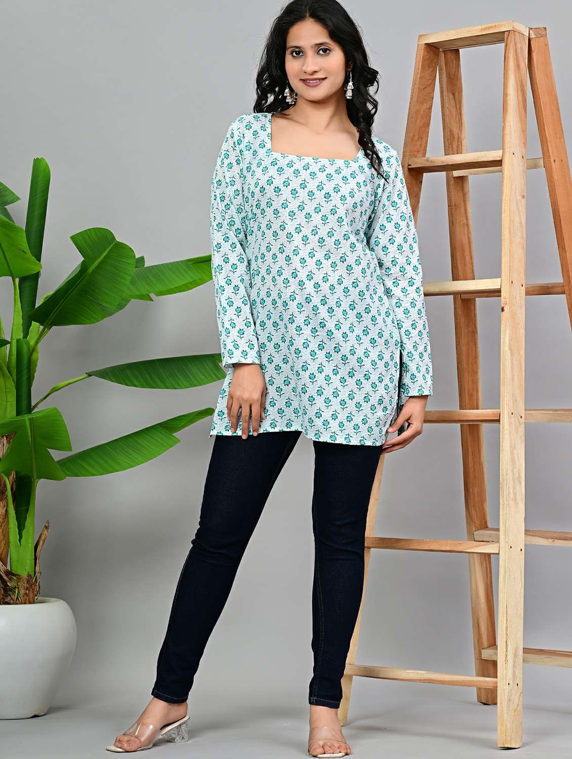 women floral printed long sleeve straight kurti - 22339307 -  Standard Image - 3