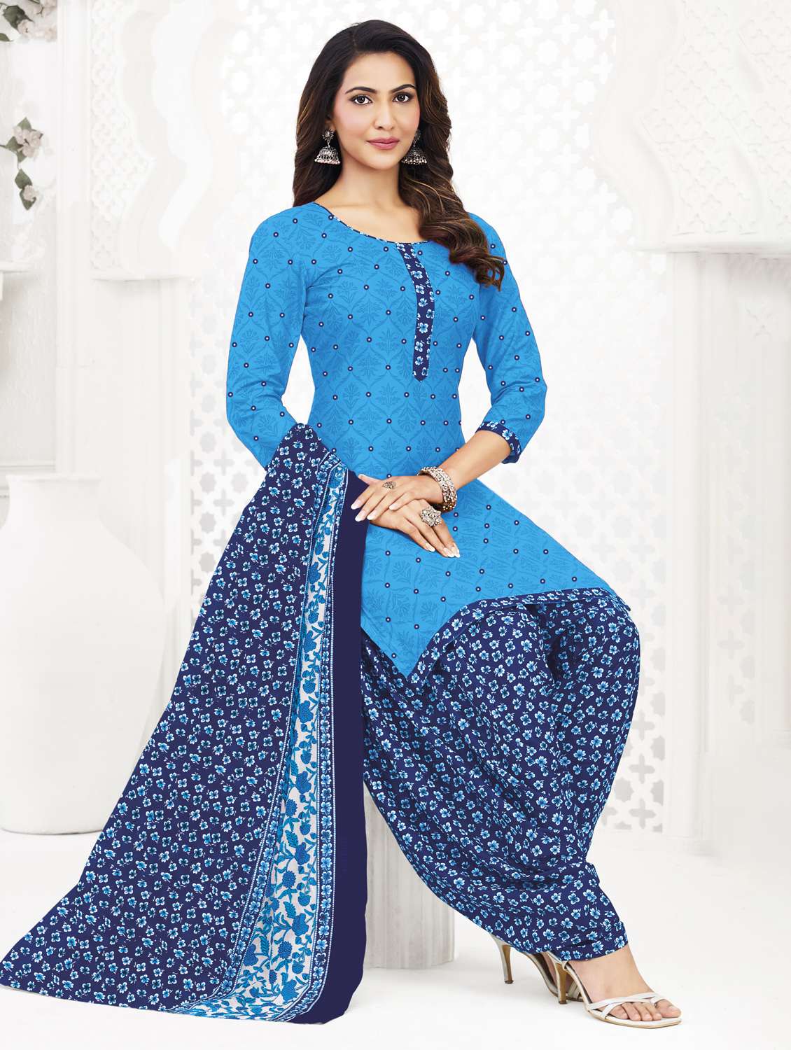 women printed three quarter sleeve kurta patiala with dupatta set