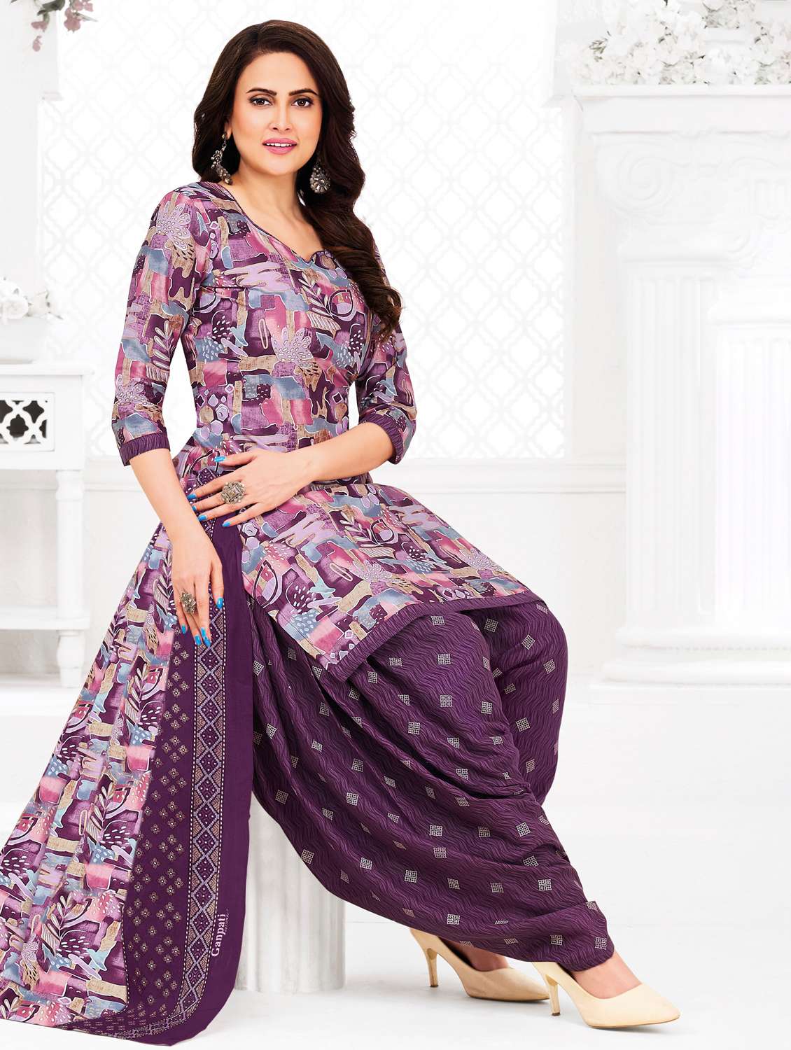 women printed three quarter sleeve kurta patiala with dupatta set