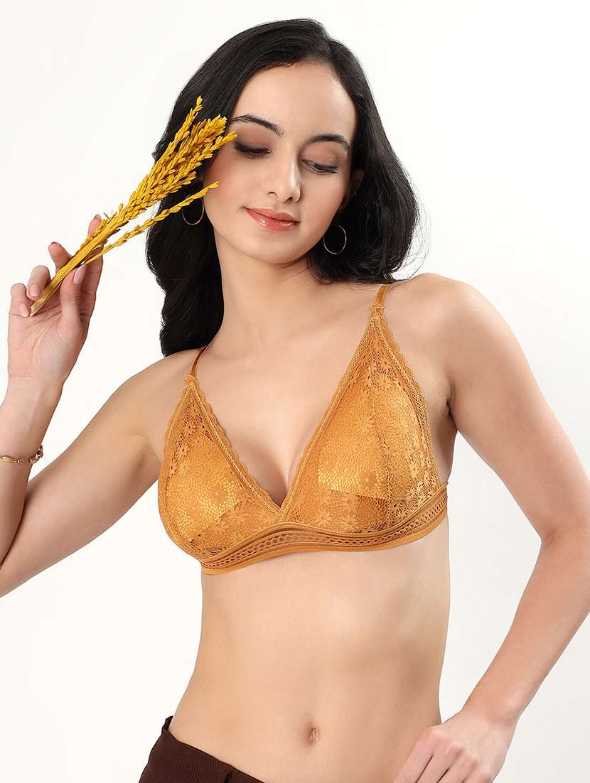 women self designed padded laced bra