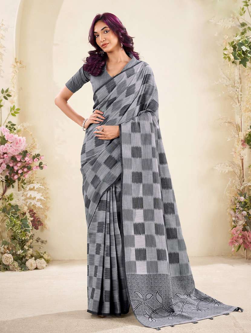 women checkered casual wear saree with blouse