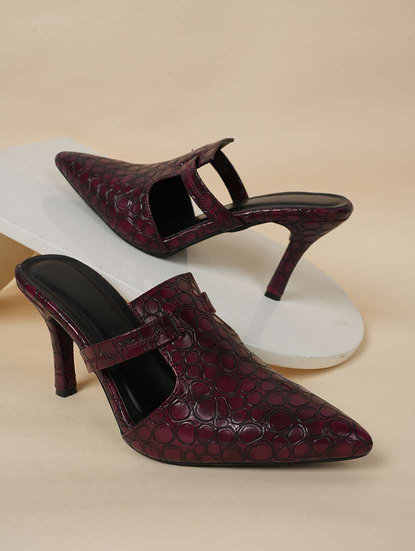 women textured slip on mules
