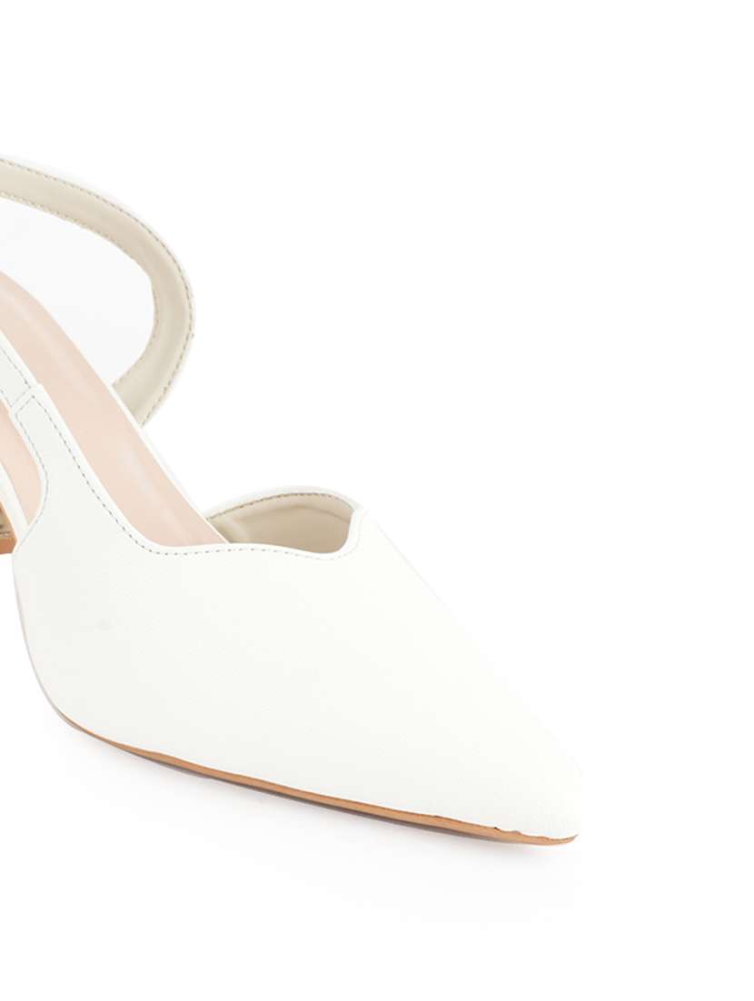 women solid back strap sandals - 22341144 -  Standard Image - 3