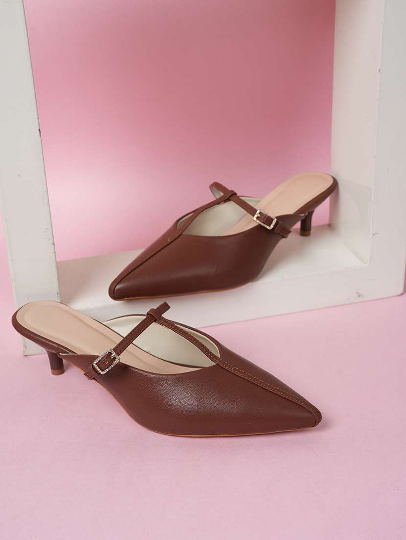 women solid slip on mules