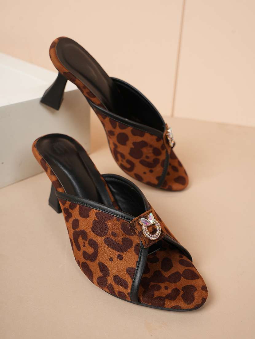 women animal print slip on sandals