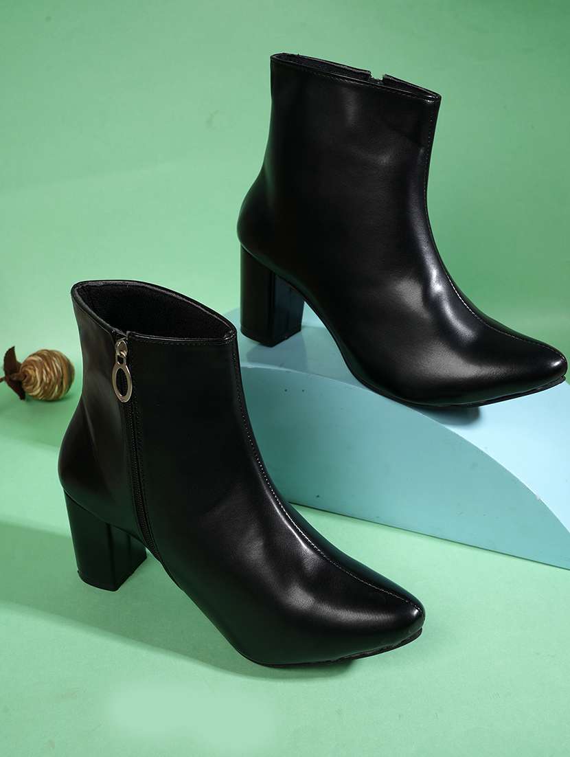 women solid ankle length block heel boots