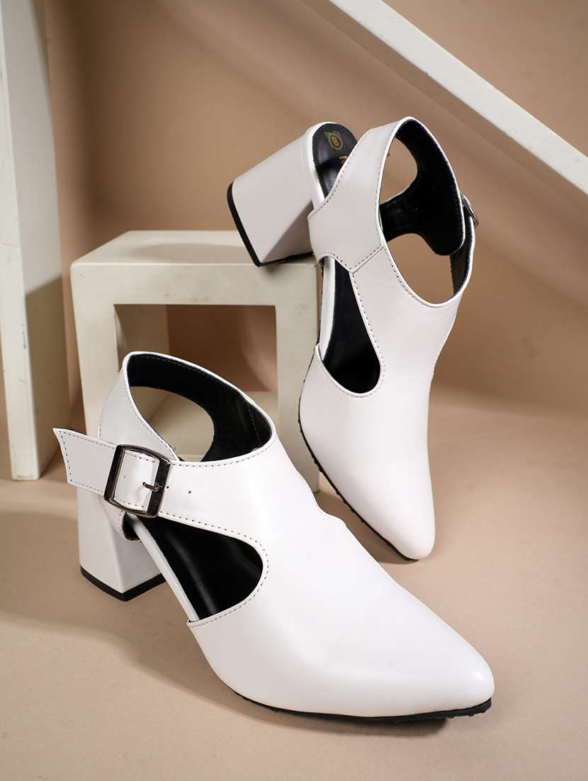 women solid back strap sandals