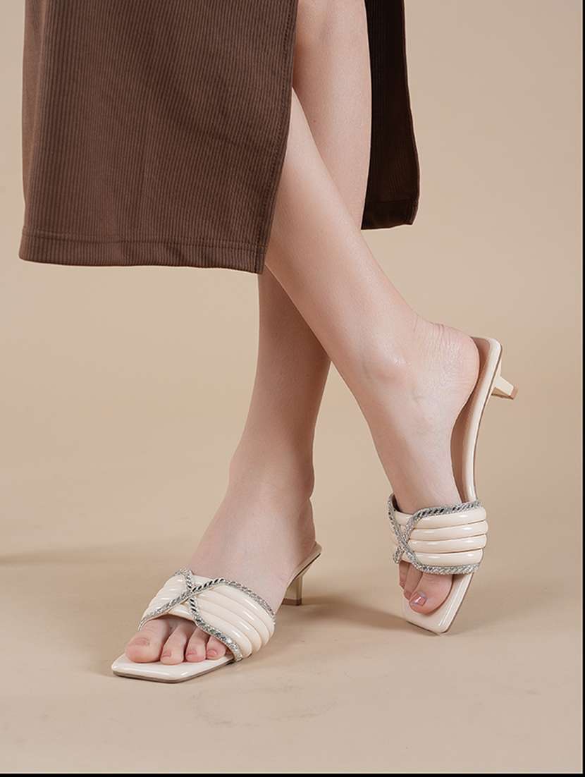 women slip on sandals - 22341334 -  Standard Image - 3