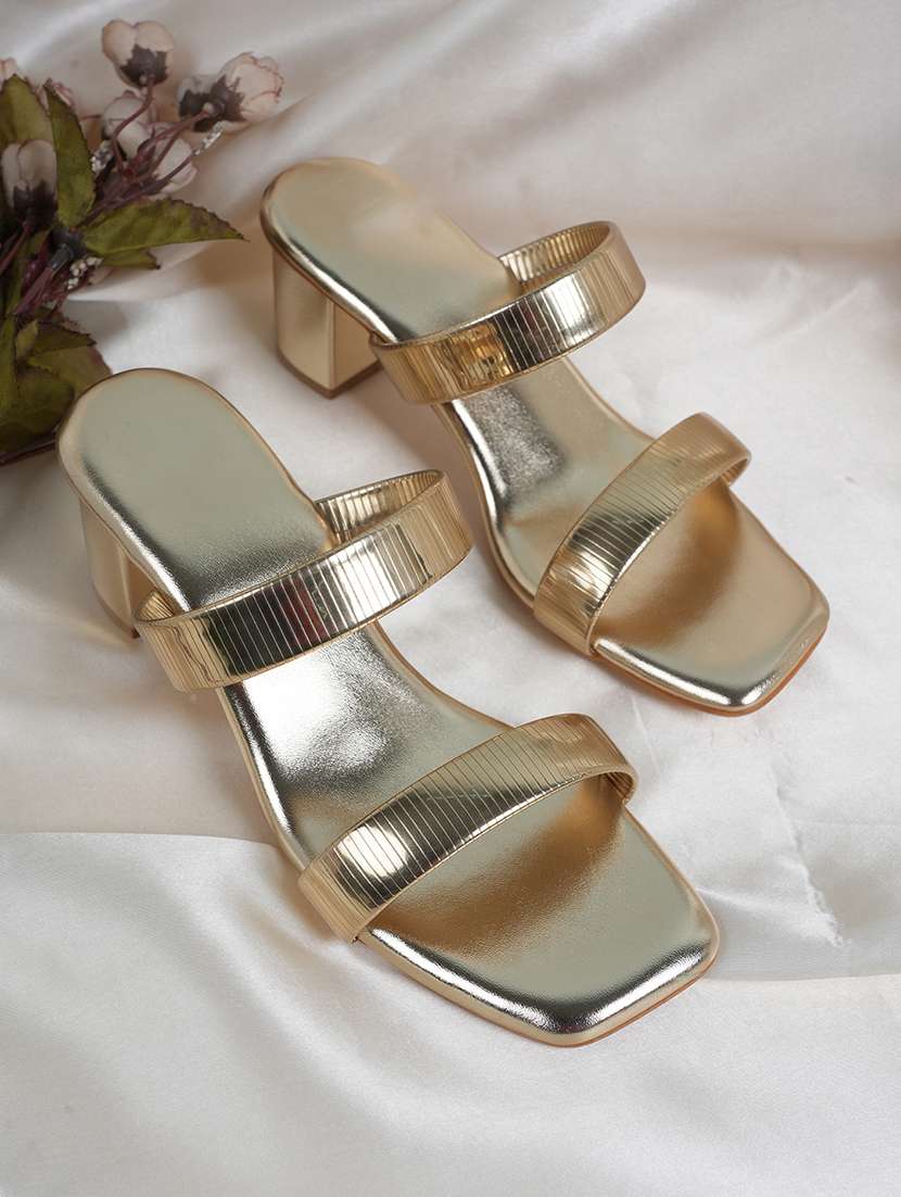 women slip on sandals