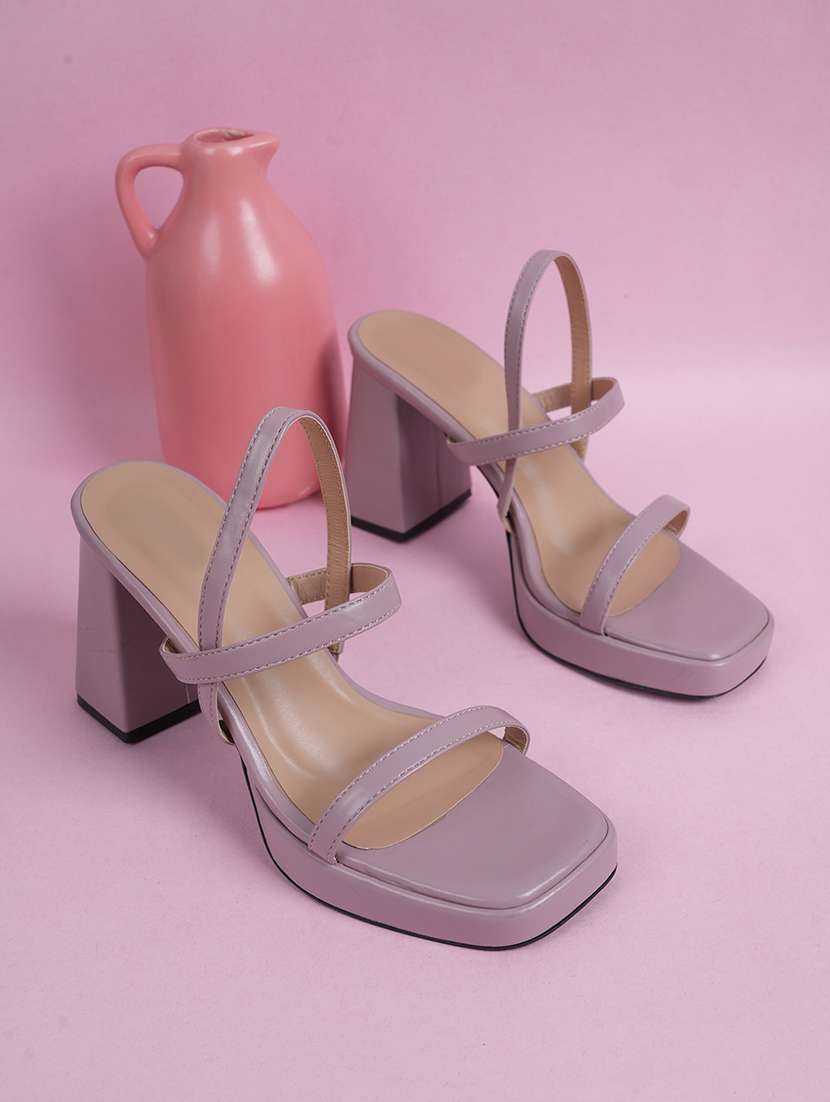 women slip on sandals