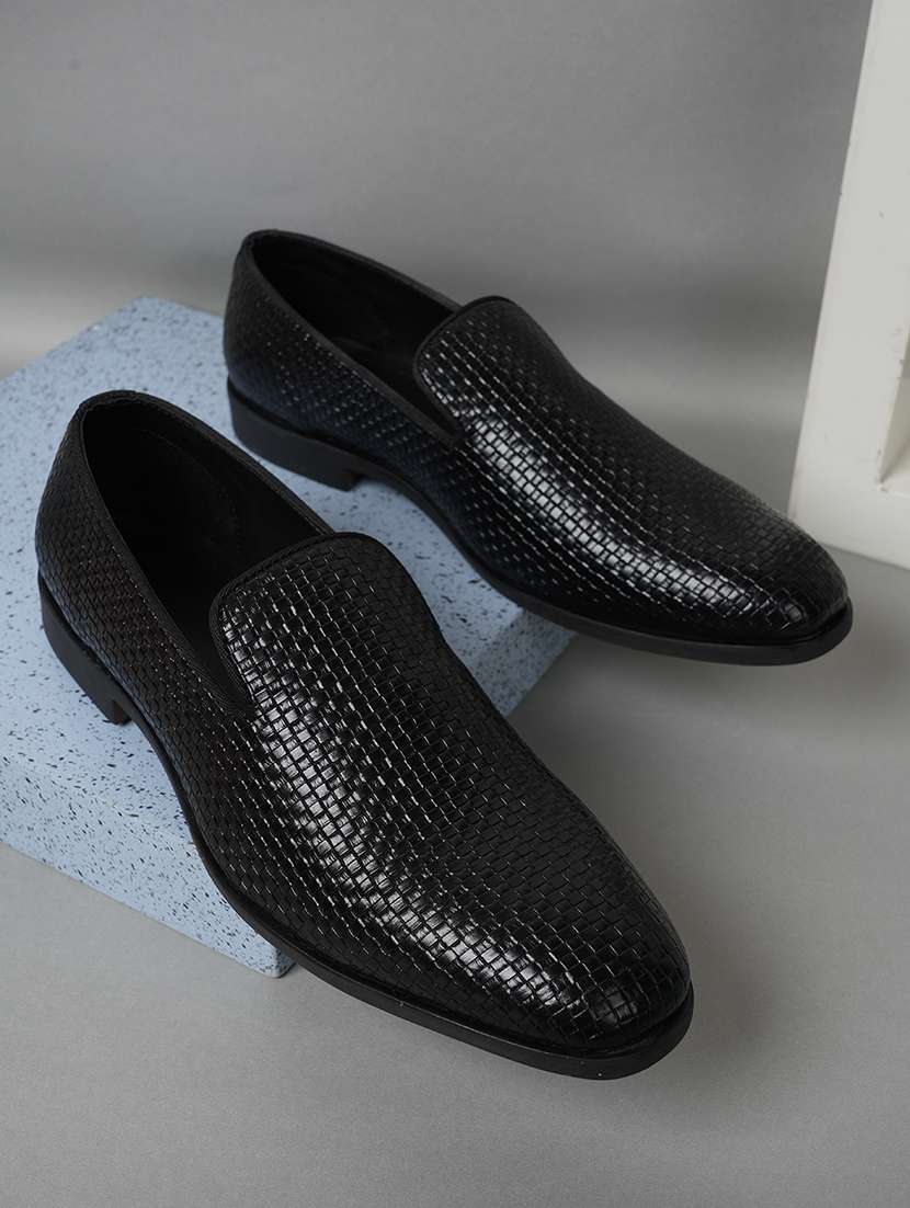 men black slip on loafer