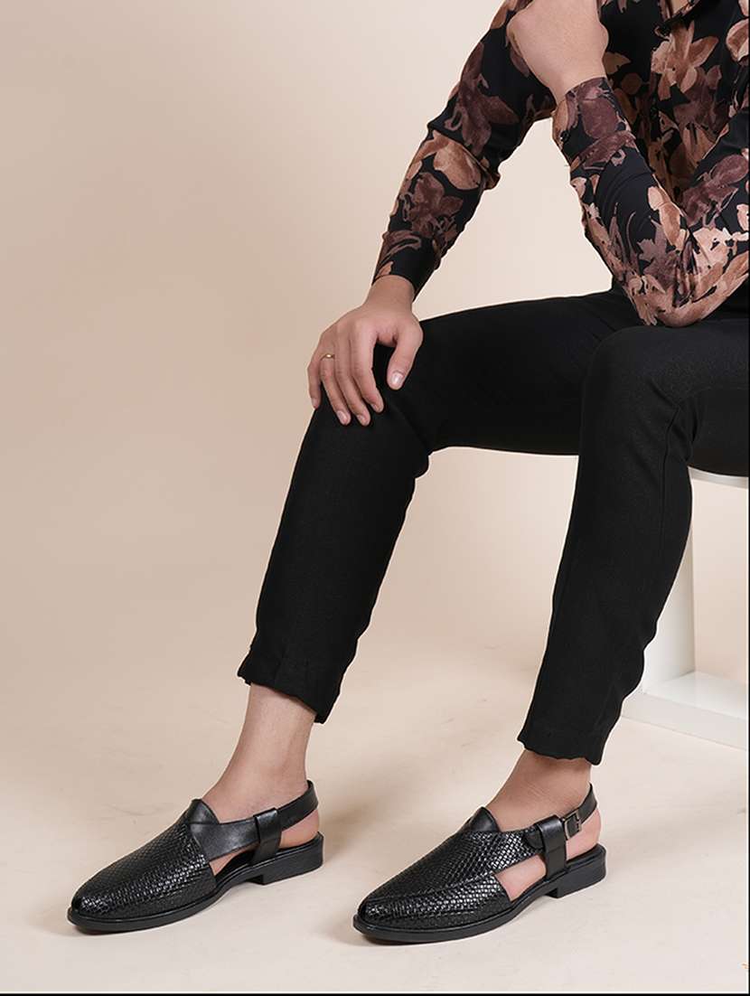 men textured back strap sandal - 22341399 -  Standard Image - 3