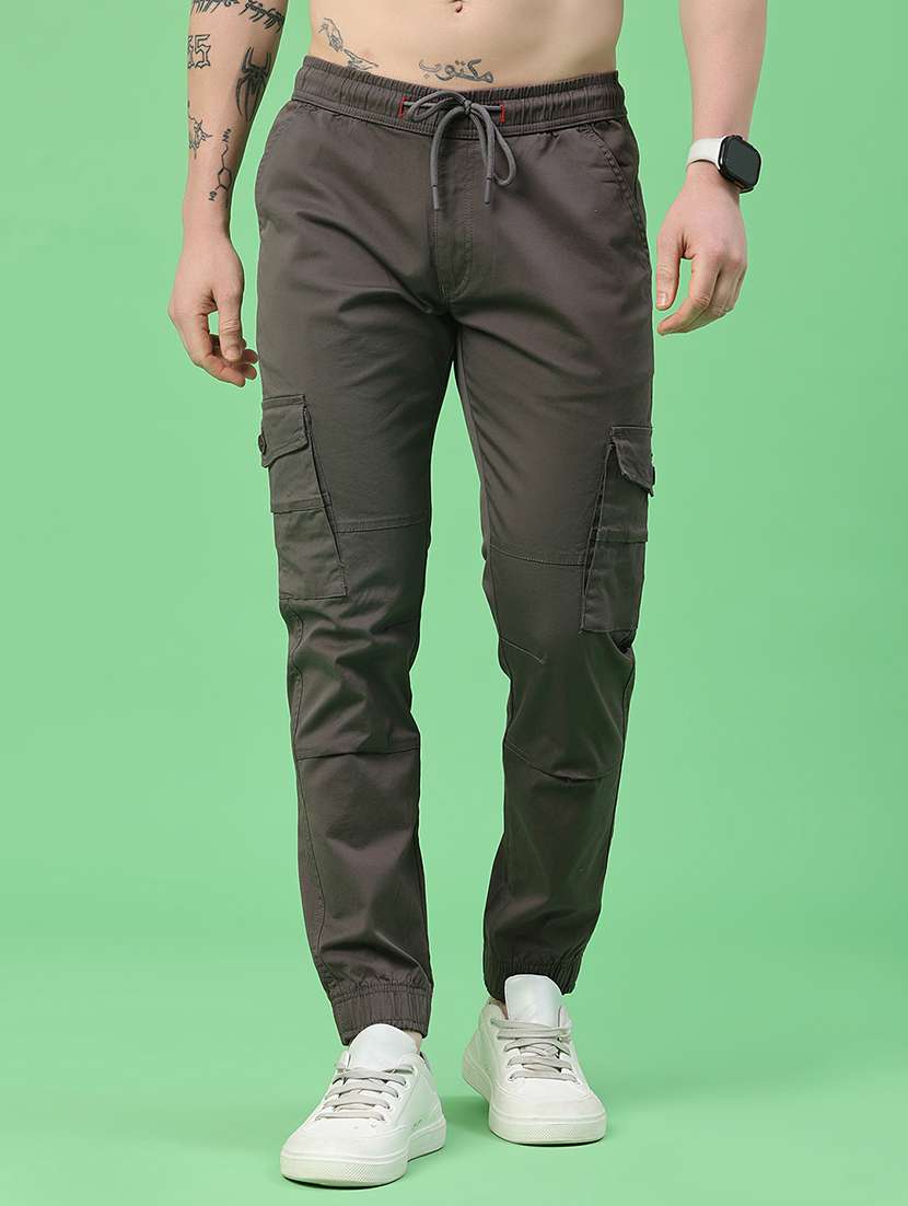 men solid mid rise regular fit jogger