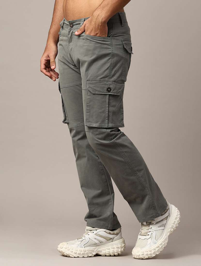 men solid mid rise regular fit cargo 