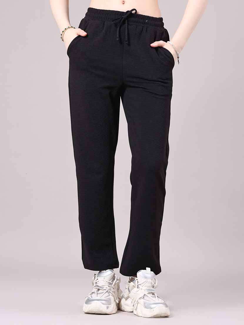 women self design mid rise track pant