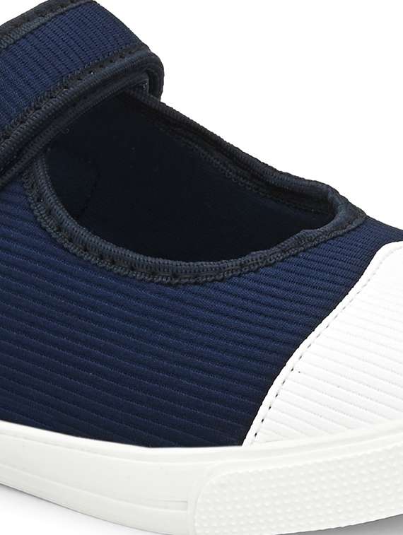 women solid mary jane casual shoe - 22341999 -  Standard Image - 5