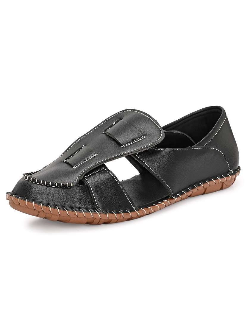 men solid close back sandal - 22342004 -  Standard Image - 3