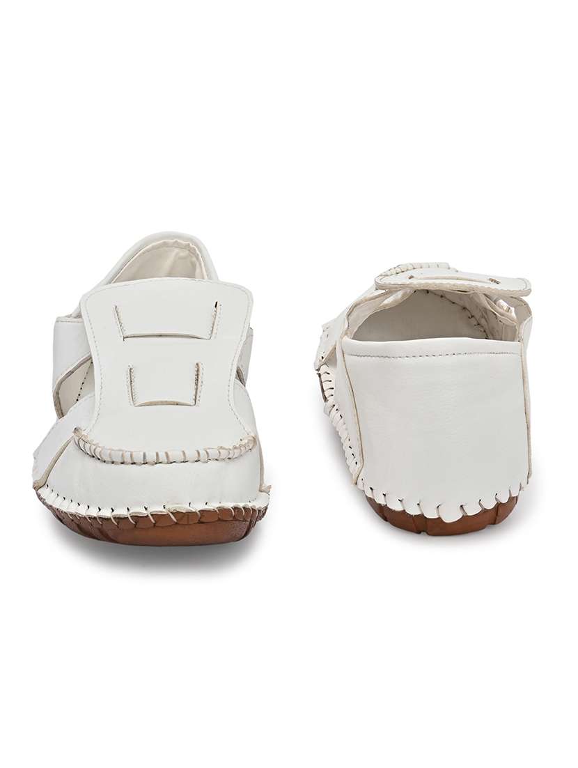 men solid close back sandal - 22342005 -  Standard Image - 3