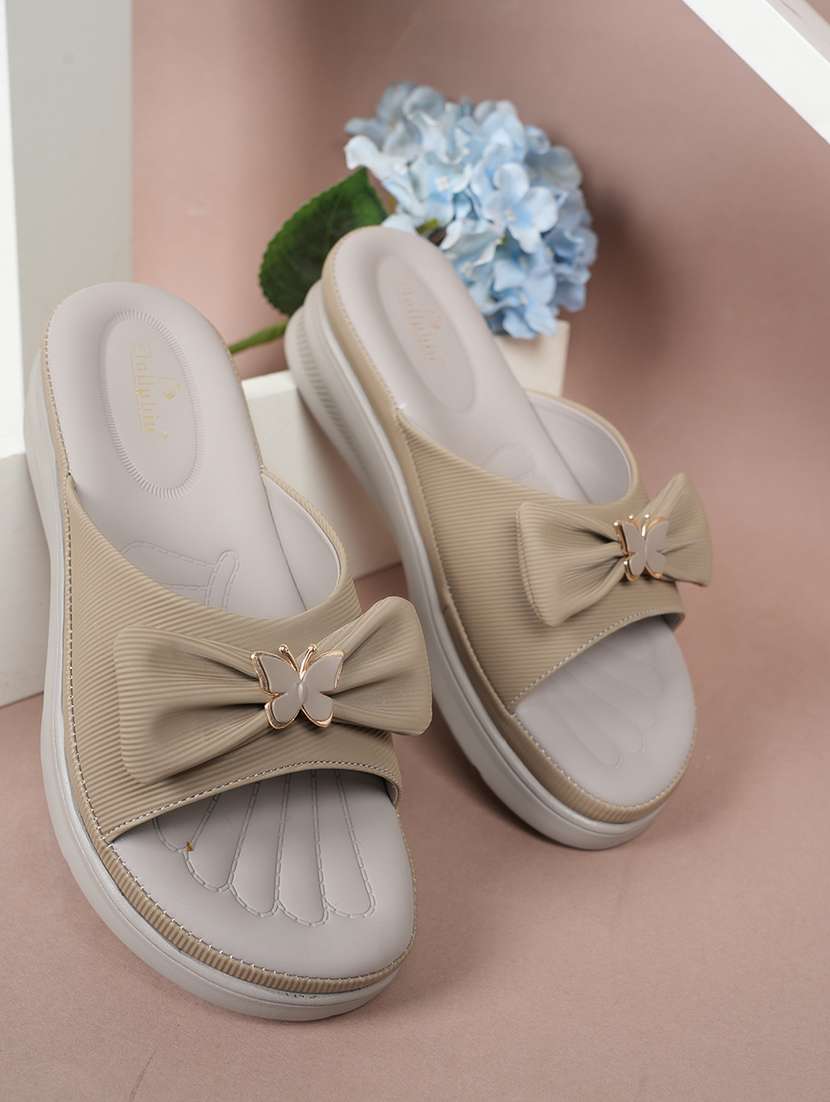 women solid slip on wedges