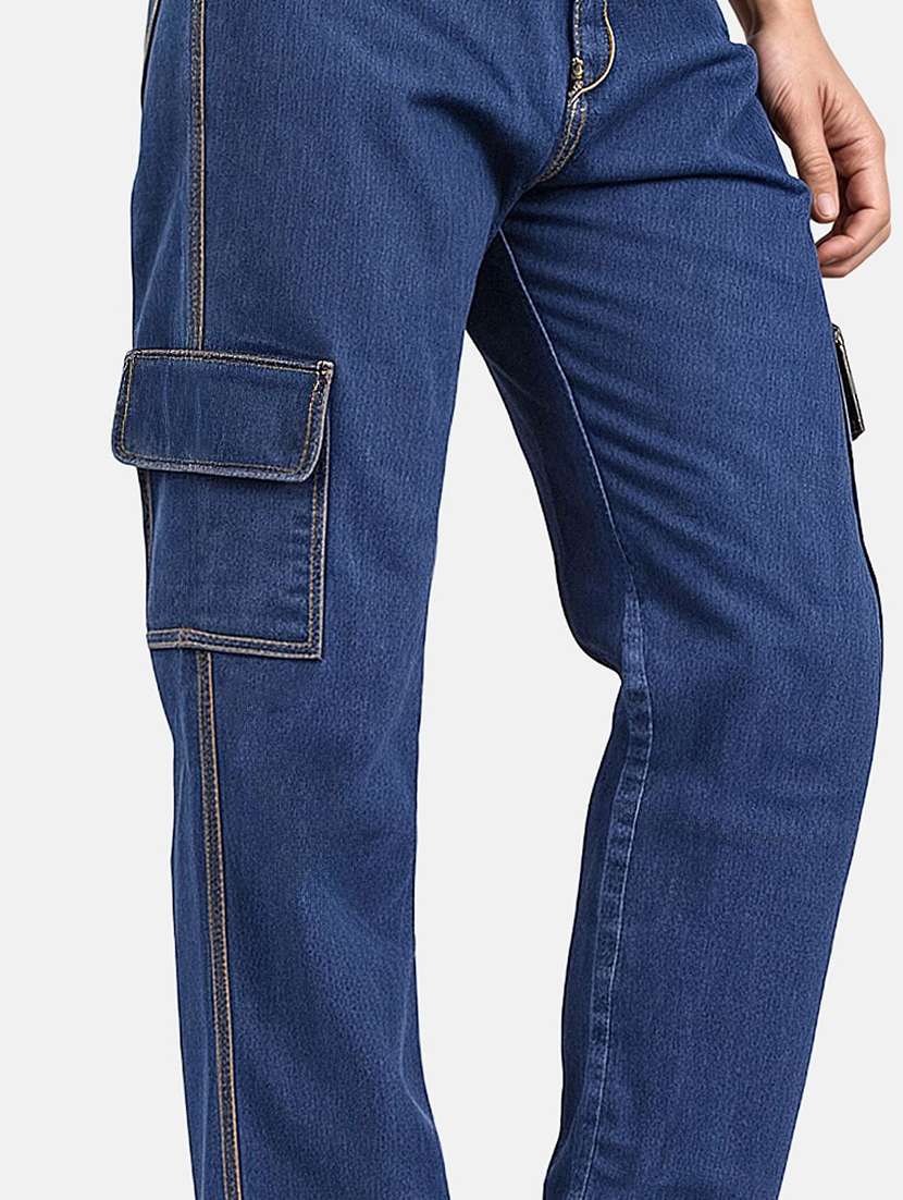 men solid mid rise regular fit cargo  - 22343937 -  Standard Image - 3