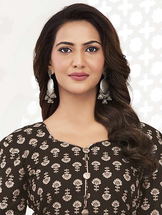 women printed three quarter sleeve kurta patiala with dupatta set - 22345749 -  Standard Image - 3