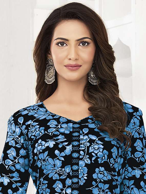 women printed three quarter sleeve kurta patiala with dupatta set - 22345754 -  Standard Image - 3