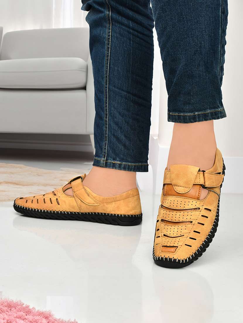 men solid close back sandal - 22345769 -  Standard Image - 5