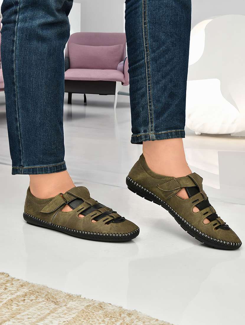 men solid close back sandal - 22345772 -  Standard Image - 5