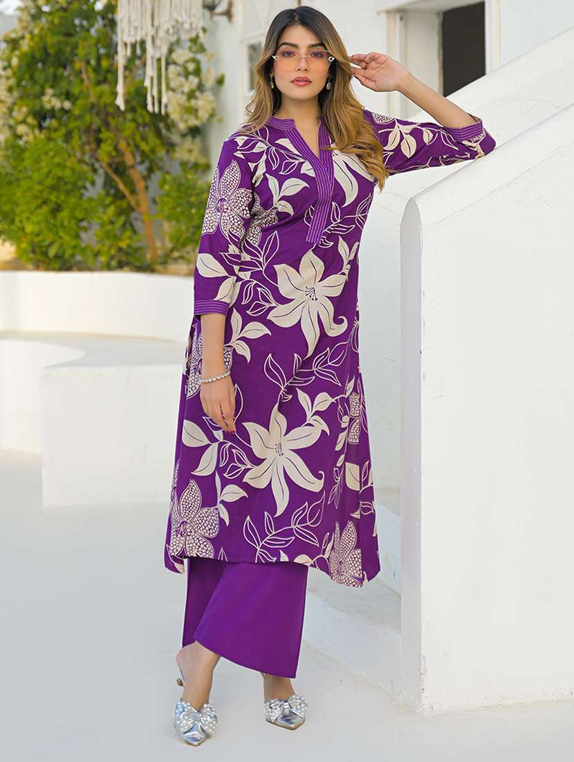 women floral three quarter sleeve kurta pant set