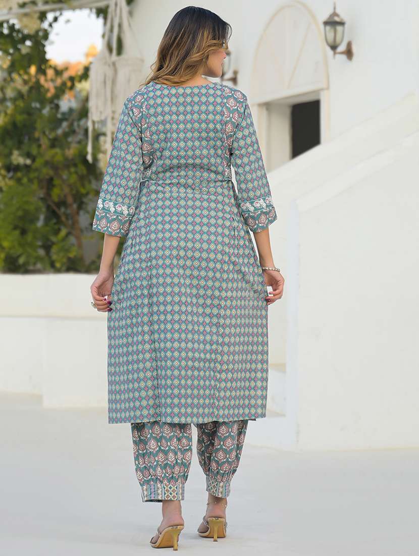 women printed three quarter sleeve kurta salwar with dupatta set - 22345789 -  Standard Image - 3