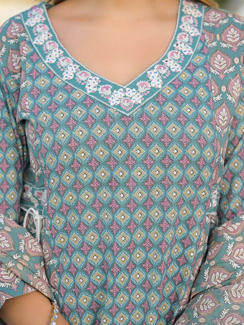 women printed three quarter sleeve kurta salwar with dupatta set - 22345789 -  Standard Image - 5