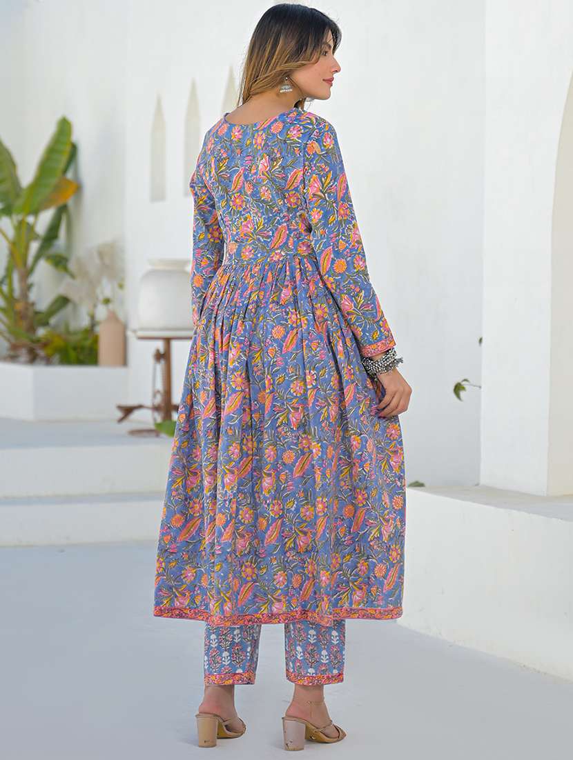 women printed three quarter sleeve kurta pant with dupatta set - 22345794 -  Standard Image - 3