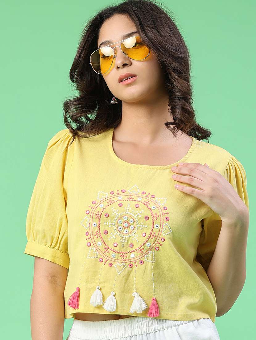 women embroidered puff sleeves crop top