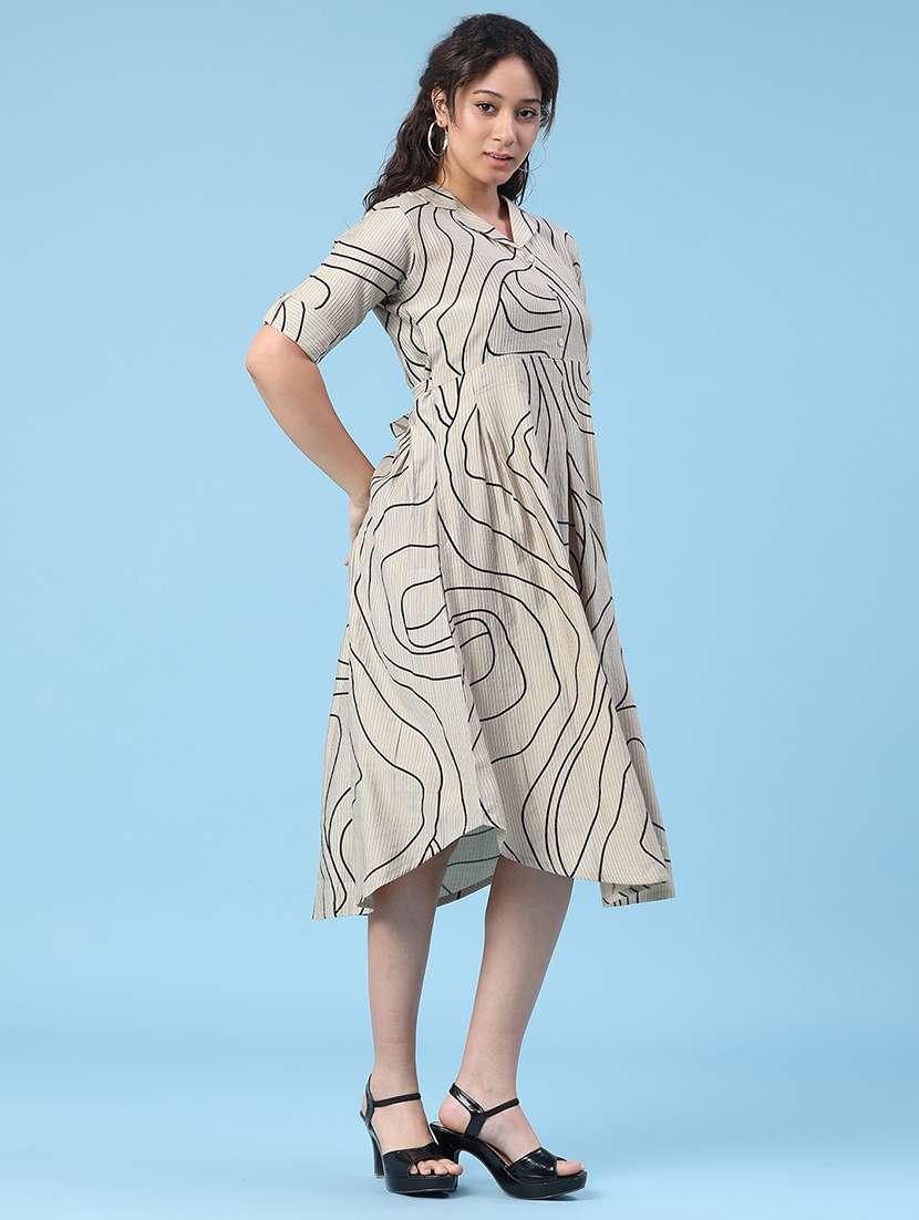 women printed short sleeves a-line dress - 22346443 -  Standard Image - 3